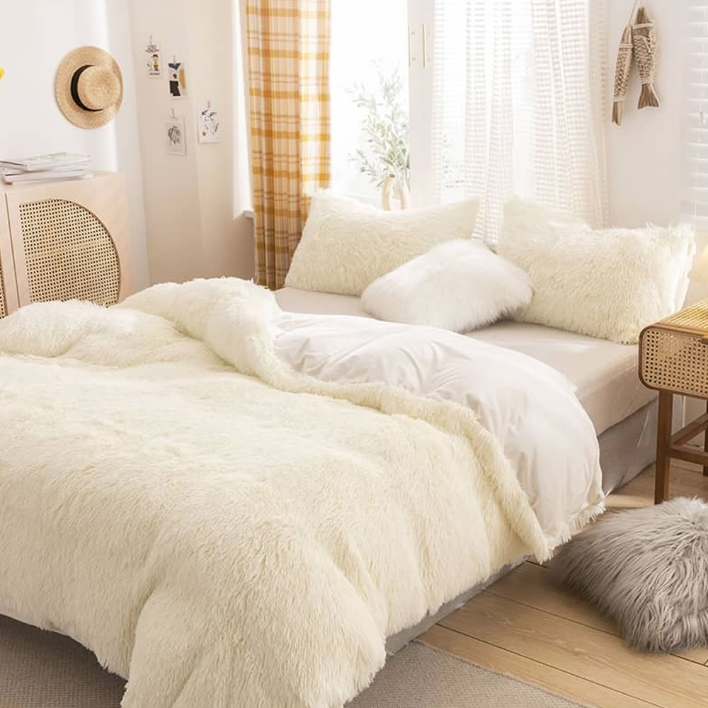 Faux Fur Comforter - /queen: image 5