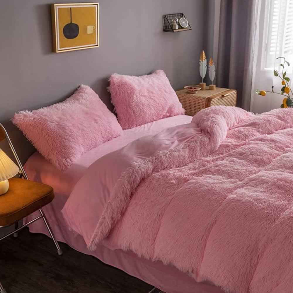 Faux Fur Comforter - /queen: image 10