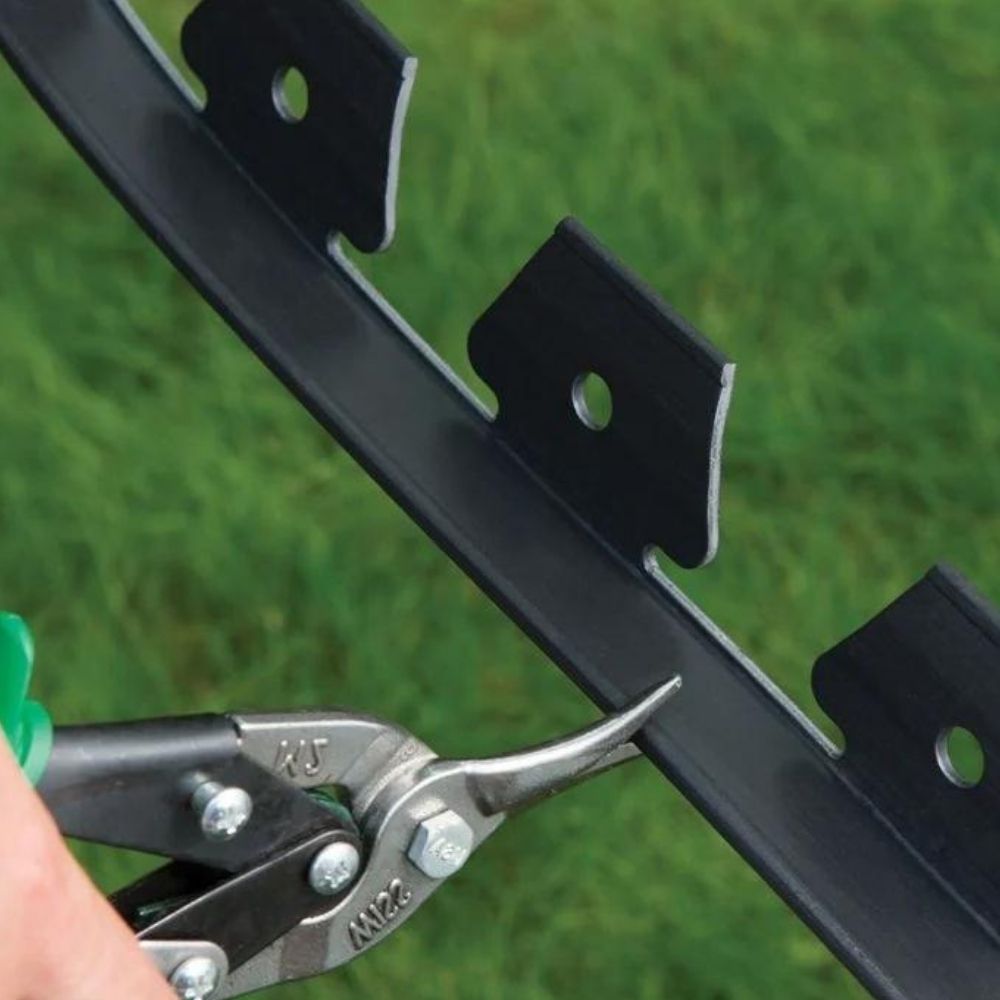Plastic Lawn Edging - 2" Face Height (per ft): image 15