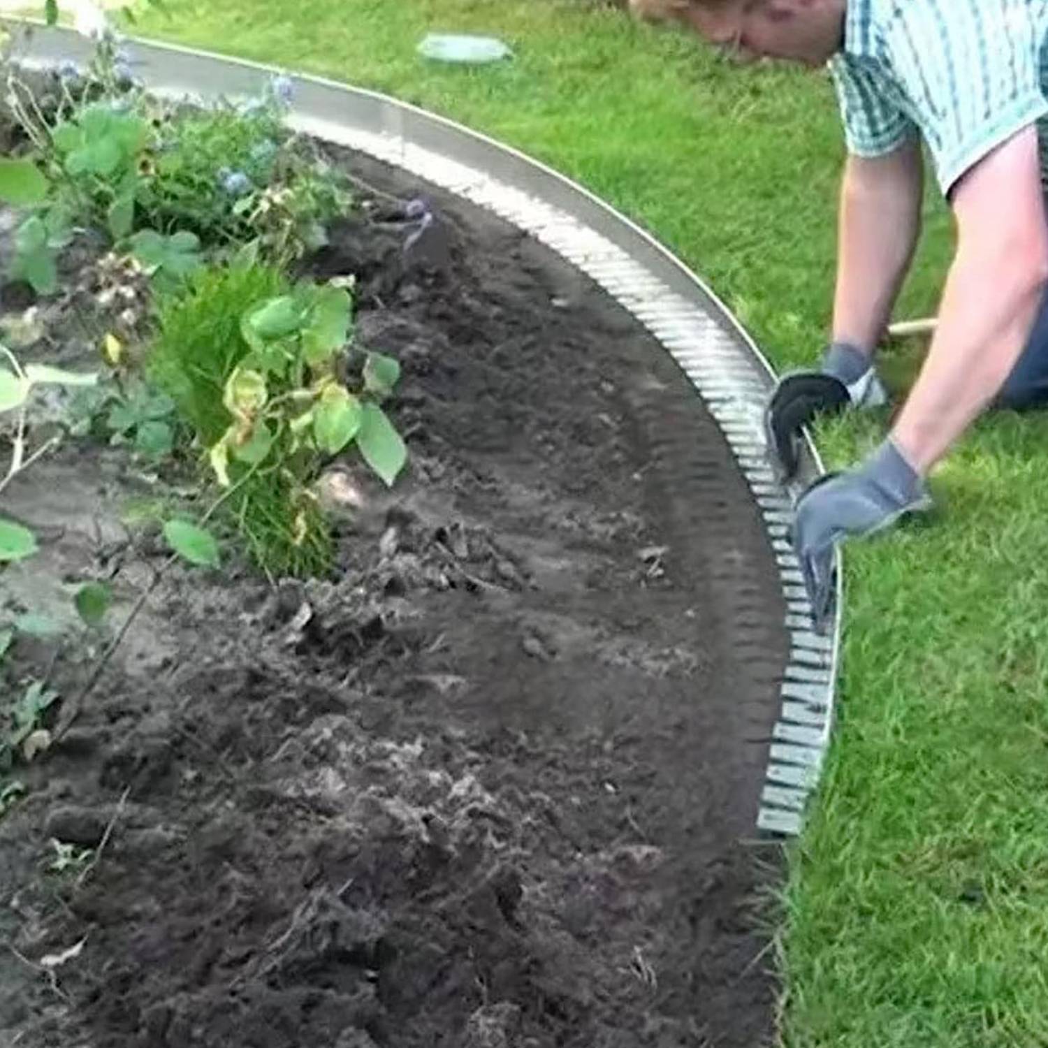 Stainless Steel Garden Edge - 2" Face Height (per ft): image 2
